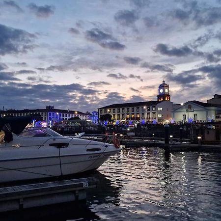 ホテル Sea & Tasty - Boat House ポンタ・デルガダ エクステリア 写真